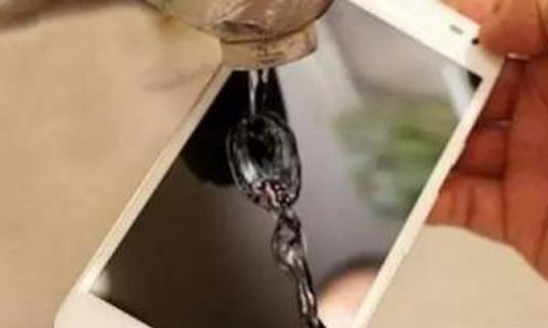 手机屏幕颐养 手机屏幕颐养